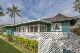Beachfront Plantation Cottage