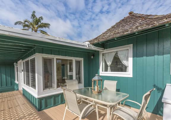 Beachfront Plantation Cottage